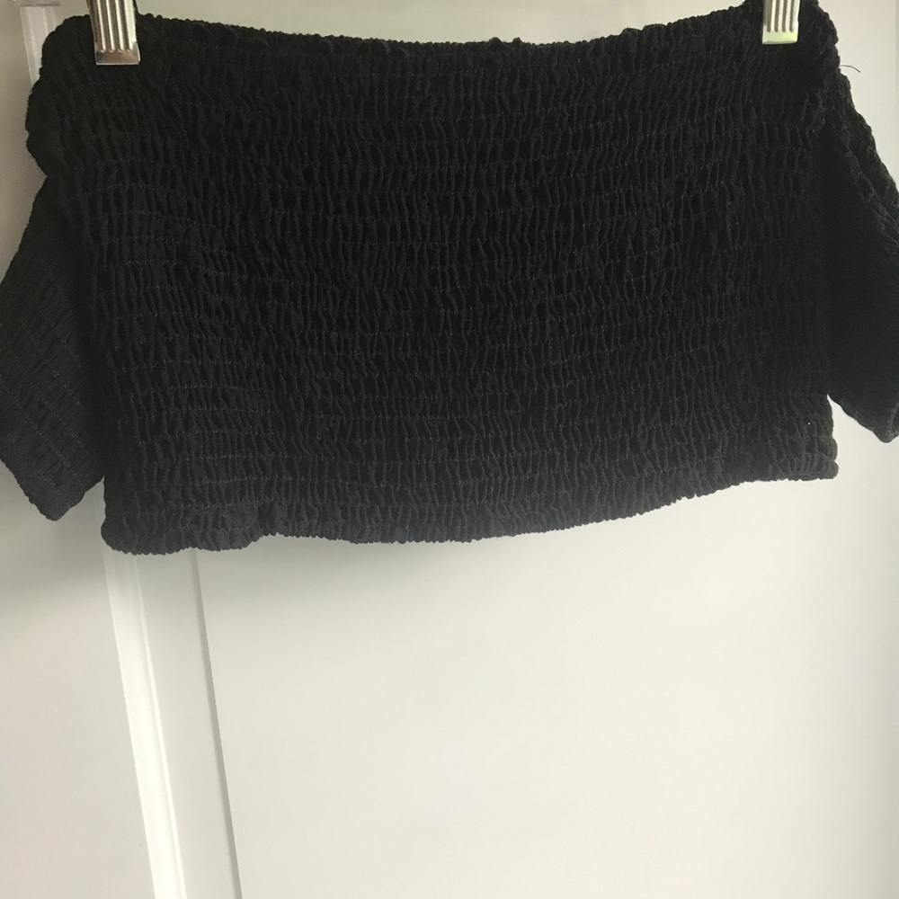 Off shoulder black crop